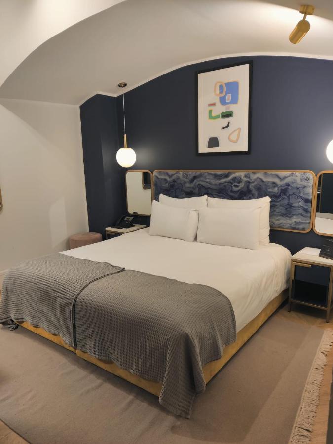One One Two Otel Valletta Dış mekan fotoğraf